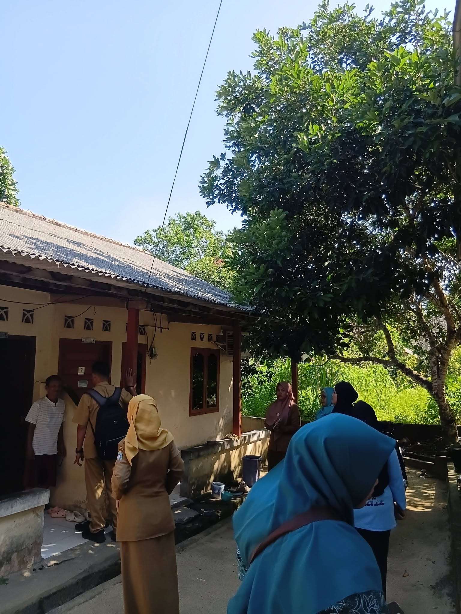 Kegiatan Peninjauan Jentik Nyamuk dan Survei ABJ (Angka Bebas Jentik)