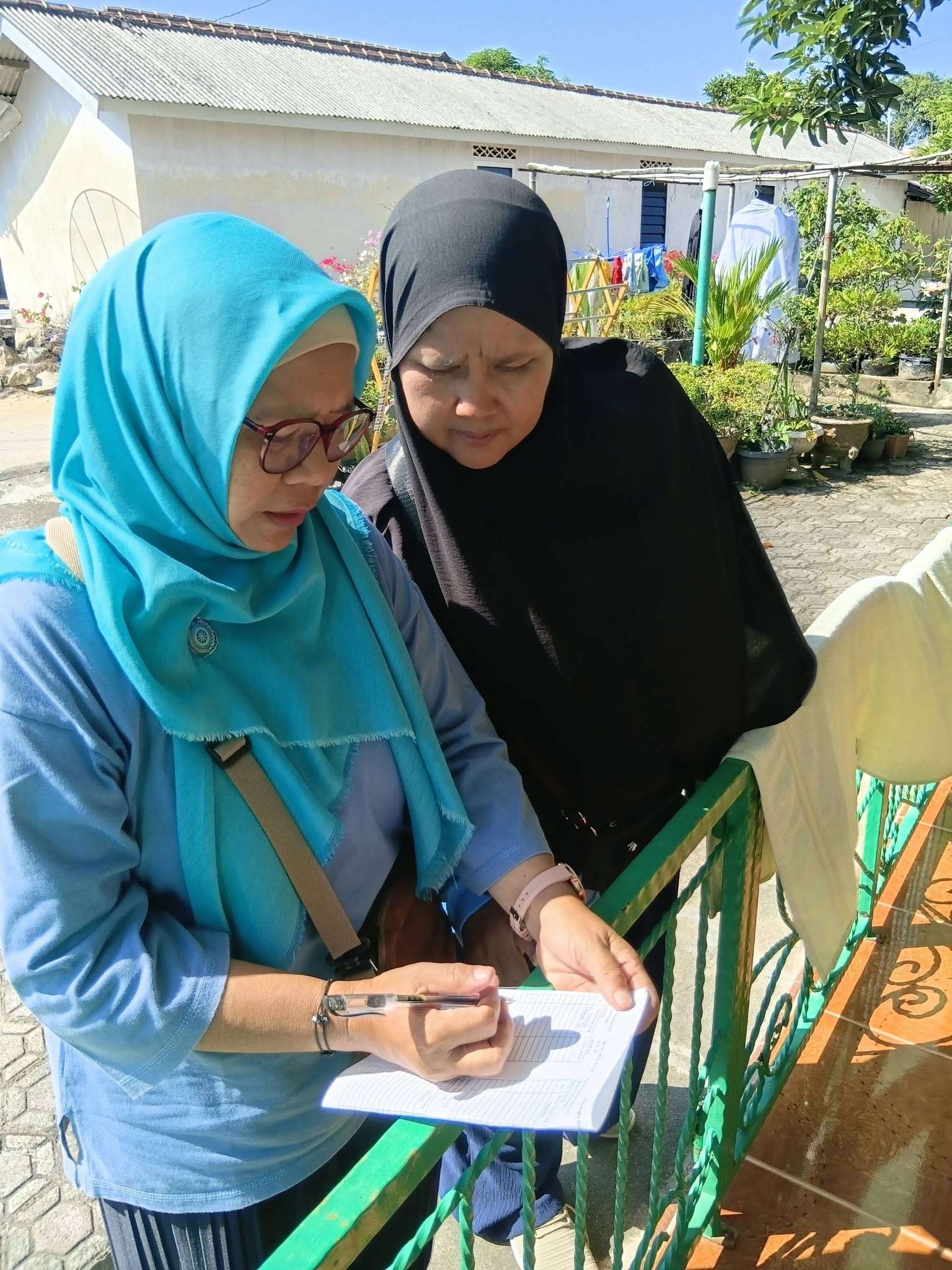 Kegiatan Peninjauan Jentik Nyamuk dan Survei ABJ (Angka Bebas Jentik)