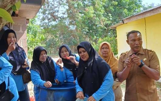 Kegiatan Peninjauan Jentik Nyamuk dan Survei ABJ (Angka Bebas Jentik)
